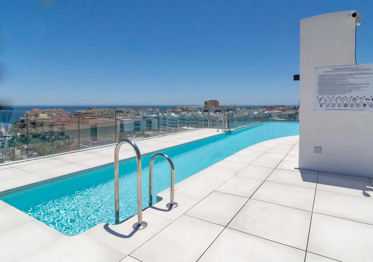 Inf33K- Stunning City Apartment Close To Beaches location